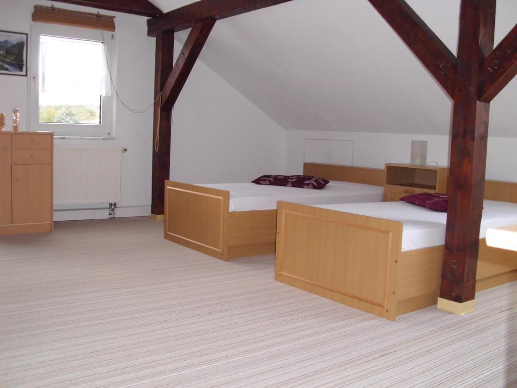 Ferienwohnung Am Dorfplatz Wittenberg Habitación foto