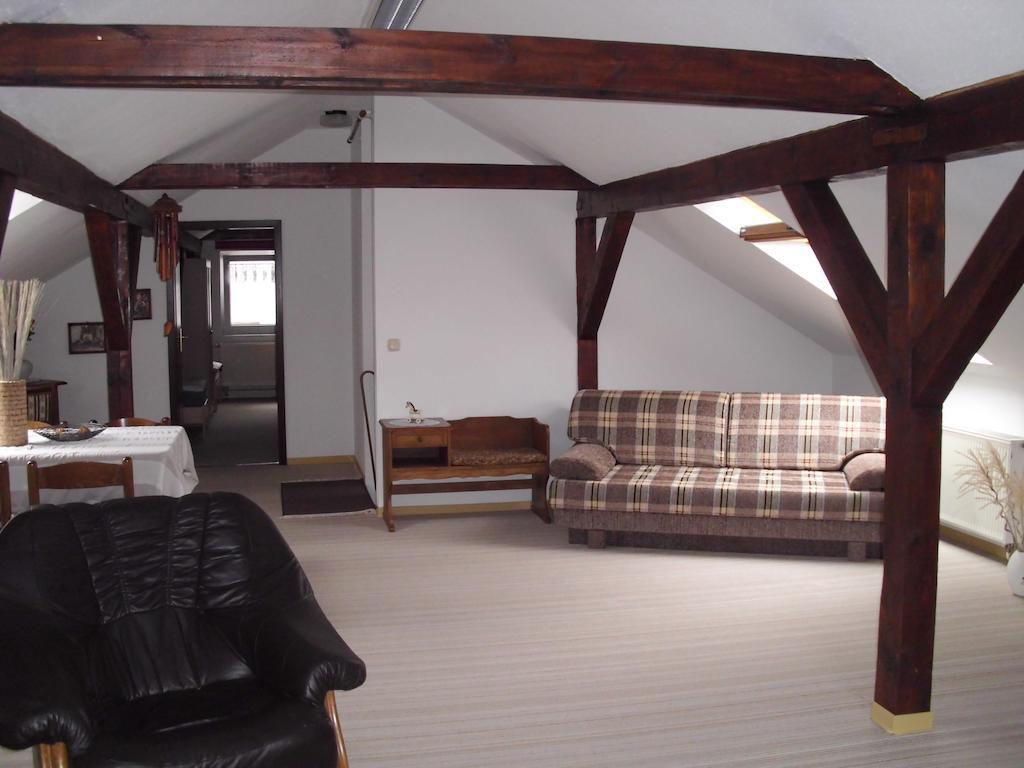 Ferienwohnung Am Dorfplatz Wittenberg Habitación foto